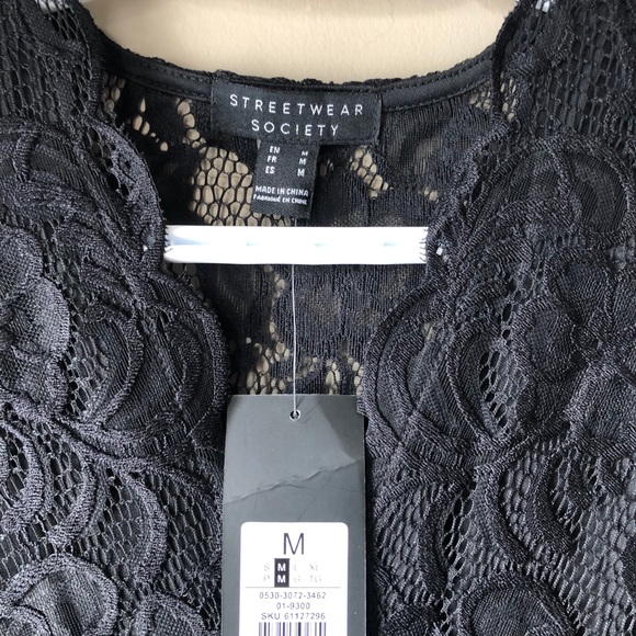 SOLD. Women’s Dress - Picture 2 of 5